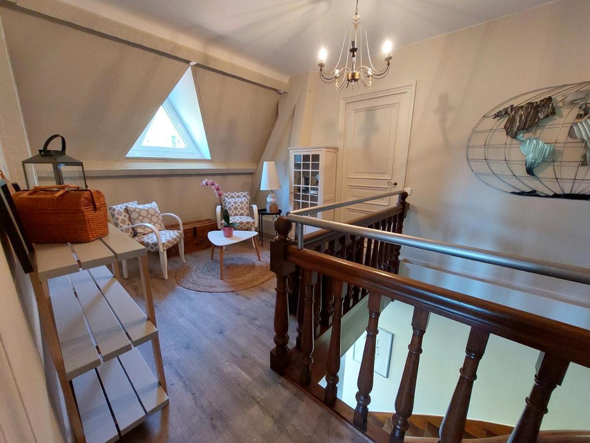 Chambres D'Hotes Le Relais Globe Trotteur Montaigu  Bagian luar foto