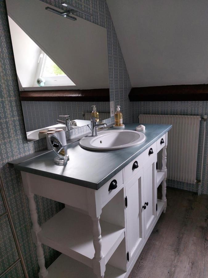 Chambres D'Hotes Le Relais Globe Trotteur Montaigu  Bagian luar foto