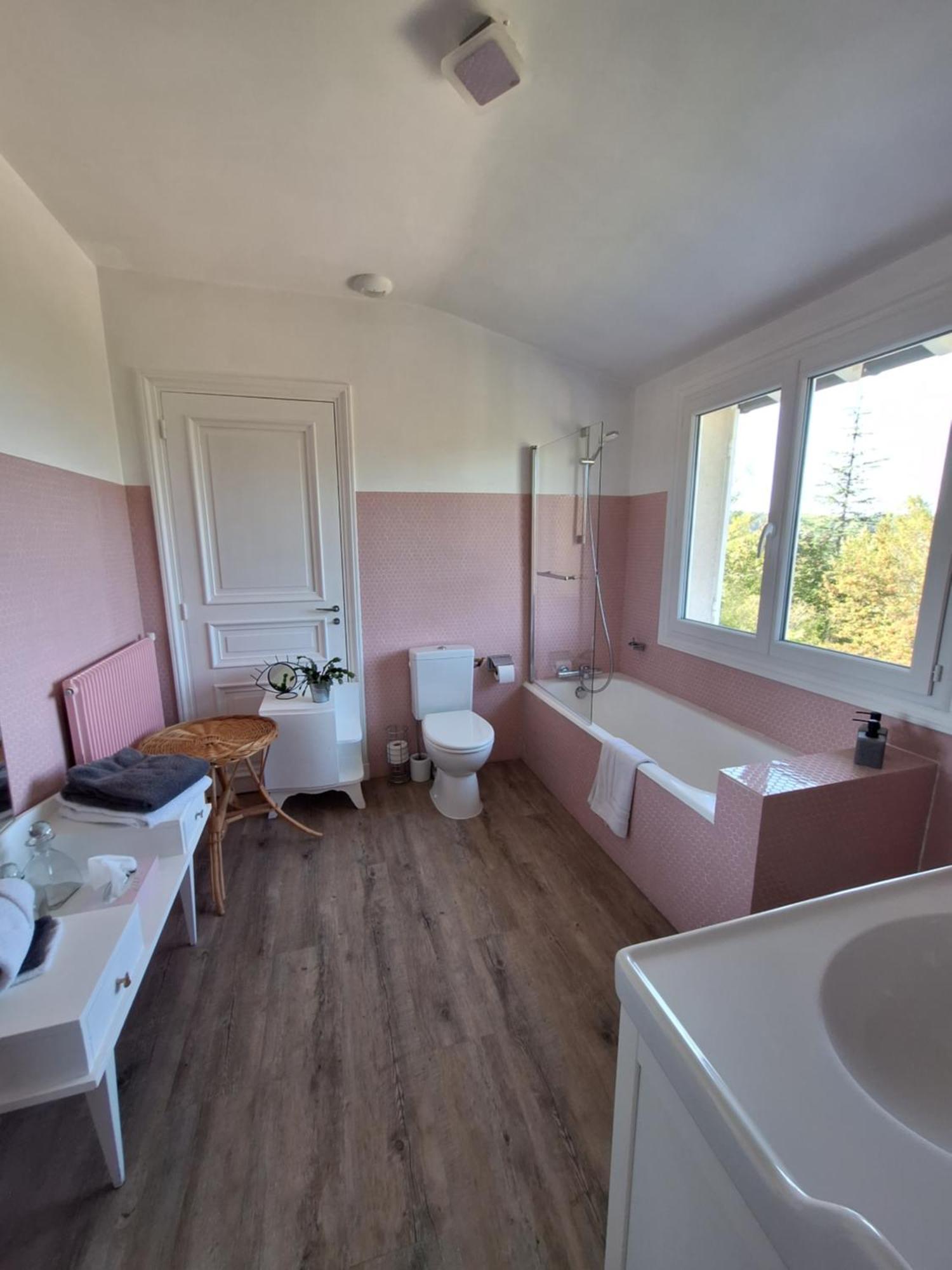 Chambres D'Hotes Le Relais Globe Trotteur Montaigu  Bagian luar foto